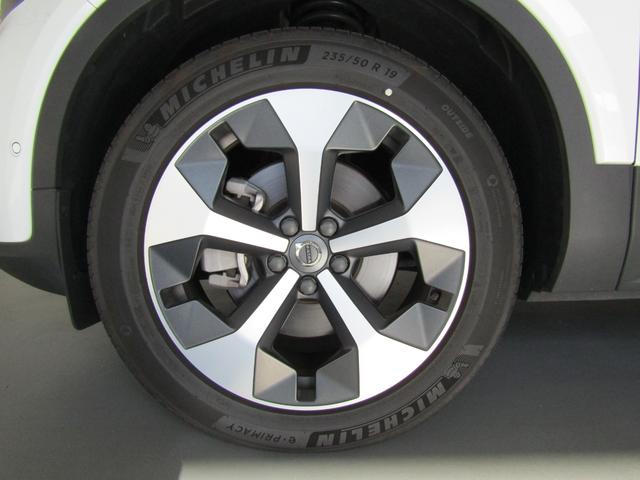 ＸＣ４０ アルティメット　Ｂ４　ＡＷＤ　Ｇｏｏｇｌｅ搭載　前後シートヒーター　全車速追従クルーズコントロール　パイロットアシスト　３６０度ビューモニター（12枚目）