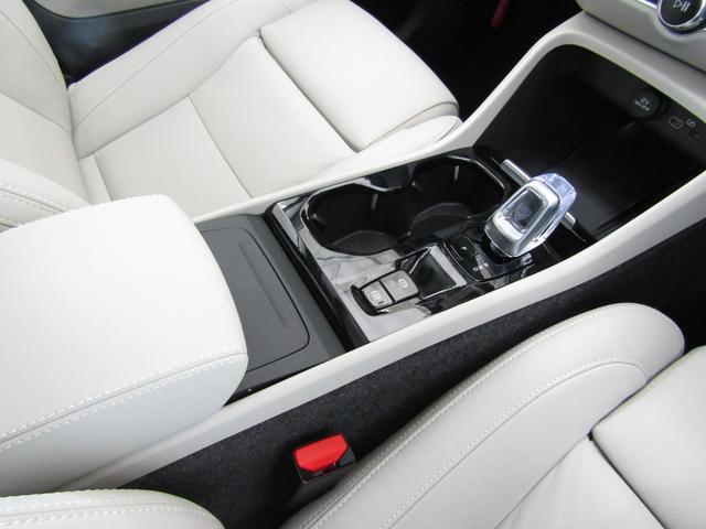 ＸＣ４０ アルティメット　Ｂ４　ＡＷＤ　Ｇｏｏｇｌｅ搭載　前後シートヒーター　全車速追従クルーズコントロール　パイロットアシスト　３６０度ビューモニター（27枚目）