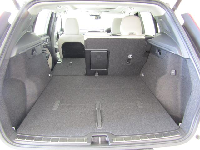 ＸＣ４０ アルティメット　Ｂ４　ＡＷＤ　Ｇｏｏｇｌｅ搭載　前後シートヒーター　全車速追従クルーズコントロール　パイロットアシスト　３６０度ビューモニター（43枚目）