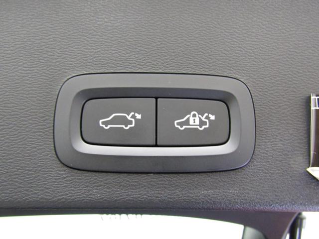 �p���[�e�[���Q�[�g�̓X�C�b�`�A�t�b�g�Z���T�[�A�L�[�����R�����瑀��\�ł��B