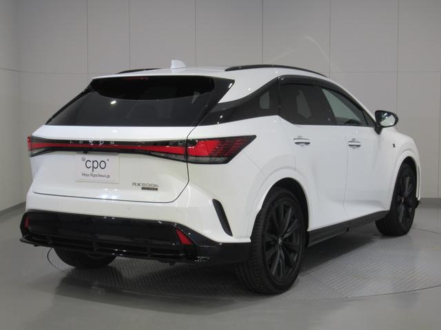 RX RX500h Fスポーツパフォーマンス レクサス認定中古車CPO ルーフレール パノラマルーフ 輻射ヒーター ロングラケージマット スポーティーエアロパッケージ(5枚目)