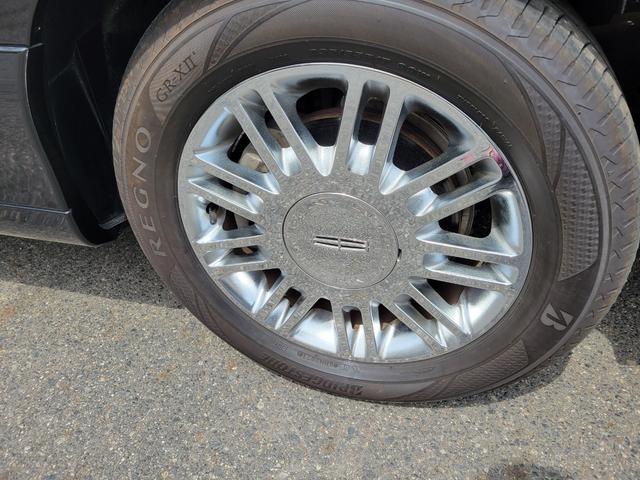 LINCOLN LINCOLN TOWNCAR