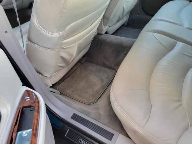 LINCOLN LINCOLN TOWNCAR SIGNATURE