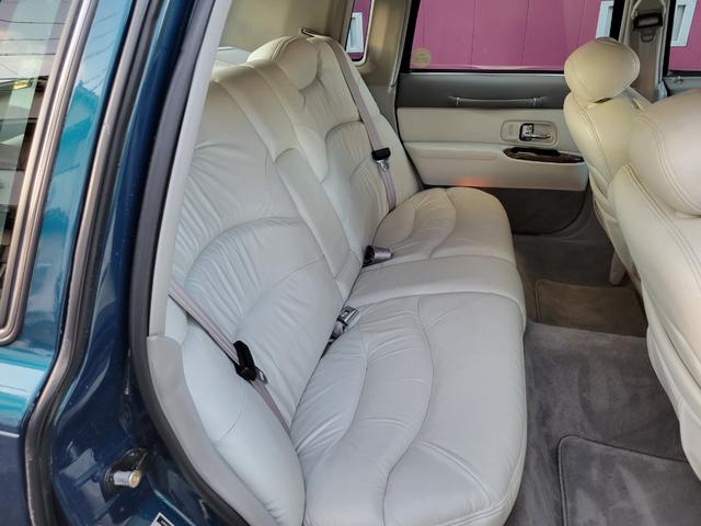 LINCOLN LINCOLN TOWNCAR SIGNATURE