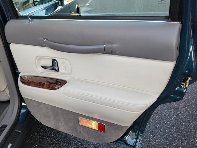 LINCOLN LINCOLN TOWNCAR SIGNATURE