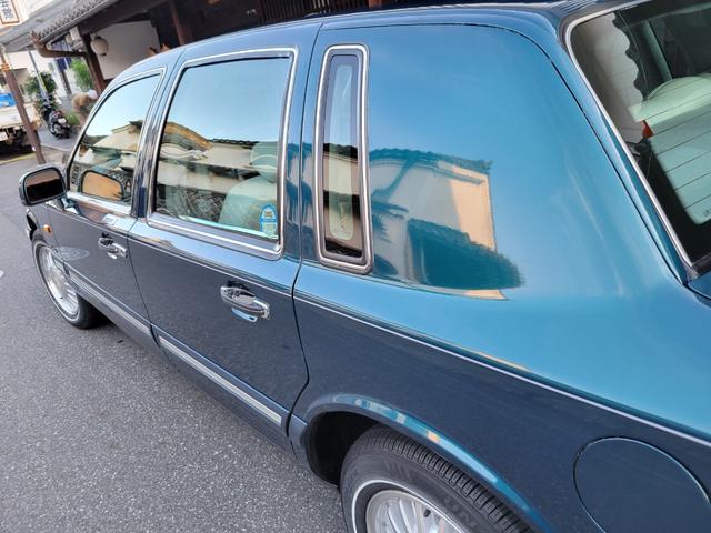 LINCOLN LINCOLN TOWNCAR SIGNATURE