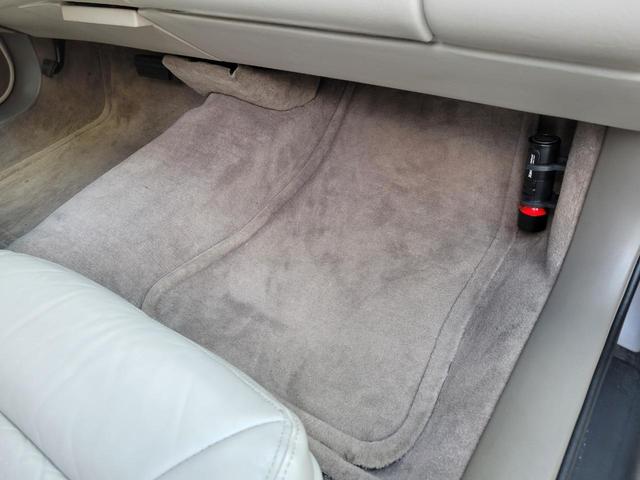 キャデラックコンコース エグゼクティブ 実走46000キロ ディーラー車 整備済み車(17枚目)