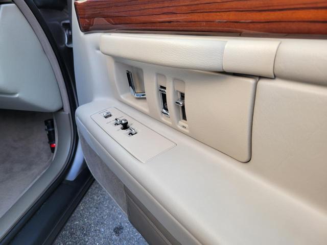 キャデラックコンコース エグゼクティブ 実走46000キロ ディーラー車 整備済み車(19枚目)