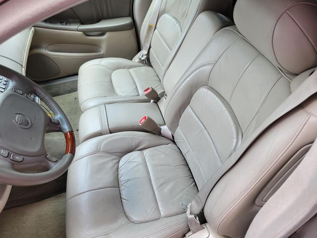 キャデラックドゥビル ＤＨＳ　ナイトビジョン　実走３２０００キロ　２オーナー車　整備済み車（4枚目）