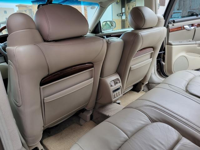 キャデラックドゥビル ＤＨＳ　ナイトビジョン　実走３２０００キロ　２オーナー車　整備済み車（19枚目）