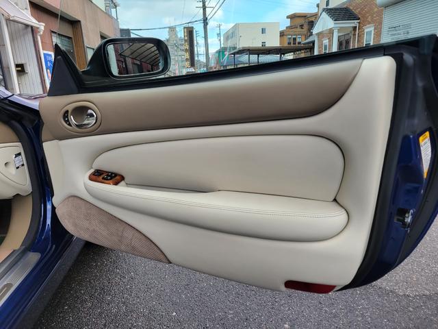 ジャガーその他  XKRコンバーチブルEパック限定車 実走48000キロ(17枚目)