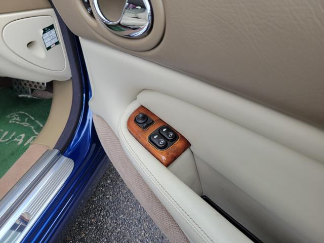 ジャガーその他  XKRコンバーチブルEパック限定車 実走48000キロ(18枚目)