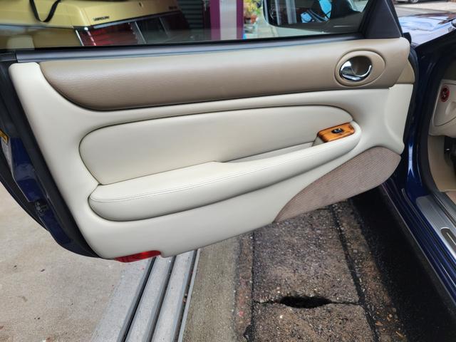 ジャガーその他  XKRコンバーチブルEパック限定車 実走48000キロ(24枚目)