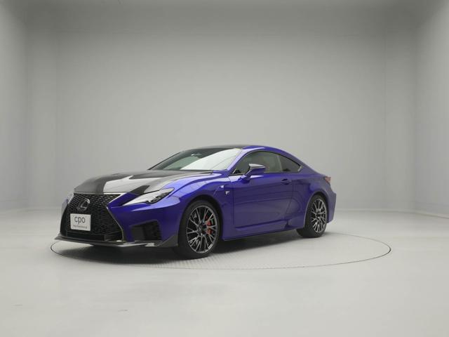 ＲＣ Ｆ カーボンエクステリアパッケージ　ＣＰＯレクサス認定中古車　リアディフューザー　大型ロッカーフィン　フロントスポイラー　Ｆ専用オレンジブレーキキャリパー　ヘルスブライト（抗菌　抗ウイルス）施工済み（2枚目）