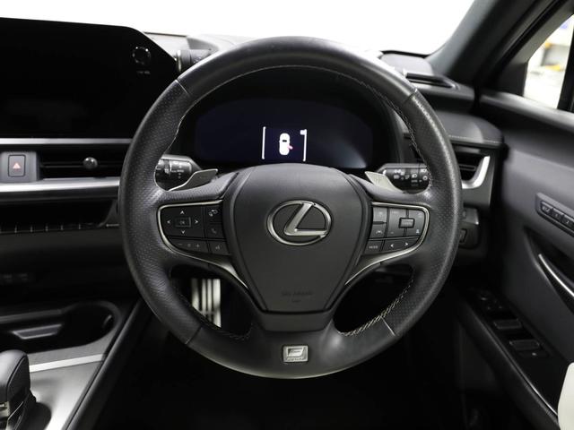ＵＸ ＵＸ３００ｈ　Ｆスポーツ　ＣＰＯレクサス認定中古車　ＴＲＤフルエアロ　ルーフレール　シートベンチレーション　カラーヘッドアップディスプレイ　パノラミックビューモニター　ドライブレコーダー（16枚目）