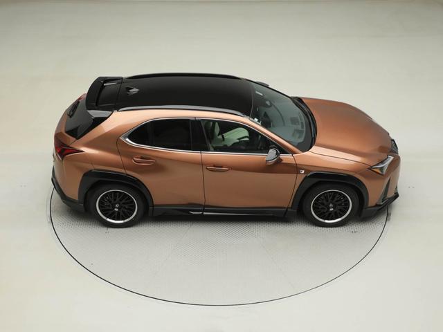 ＵＸ ＵＸ３００ｈ　Ｆスポーツ　ＣＰＯレクサス認定中古車　ＴＲＤフルエアロ　ルーフレール　シートベンチレーション　カラーヘッドアップディスプレイ　パノラミックビューモニター　ドライブレコーダー（23枚目）