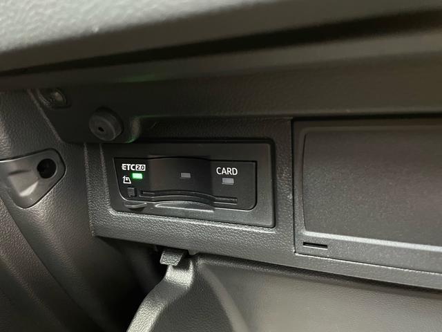 ＴＳＩアクティブ　デモカー　ＣａｒＰｌａｙ　スマートフォンワイヤレスチャージ　パーキングセンサー　駐車支援システム　追従型クルーズコントロールＡＣＣ　純正ナビ　ＥＴＣ　バックカメラ　レーンアシスト　ＬＥＤヘッドライト(35枚目)