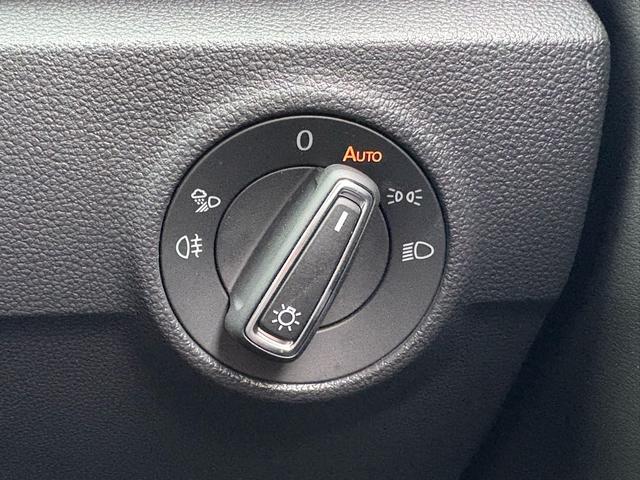 Ｔ－ロック ＴＤＩ　４モーション　ブラックスタイル　登録済未使用車　ＩＱライト　ＡＣＣ　トラベルアシスト　デジタルメーター　Ａｐｐ－Ｃｏｎｎｅｃｔ　ワイヤレスチャージ　電動リヤゲート　ブラックルーフ　障害物センサー　ブラインドスポット　新車保証継承（26枚目）