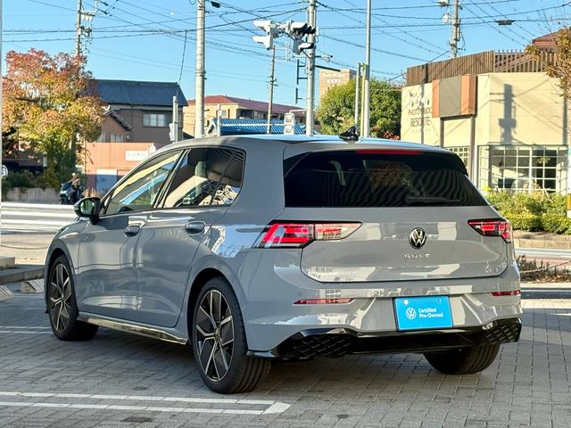 高強度ボディ×衝撃吸収構造で、万が一にも備えた安心設計。Ｖｏｌｋｓｗａｇｅｎならではの安全性能です。