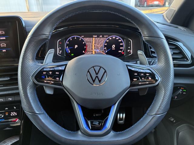 Ｔ－ロック Ｒ　ブラックスタイル　ＤＣＣ　レザーシート　ＬＥＤマトリックスヘッドライト　１９インチＡＷ　デジタルメーター　ＡＣＣ　トラベルアシスト　シートヒーター　ＡｐｐＣｏｎｎｅｃｔ　後方死角検知機能　障害物センサー　電動ゲート（12枚目）