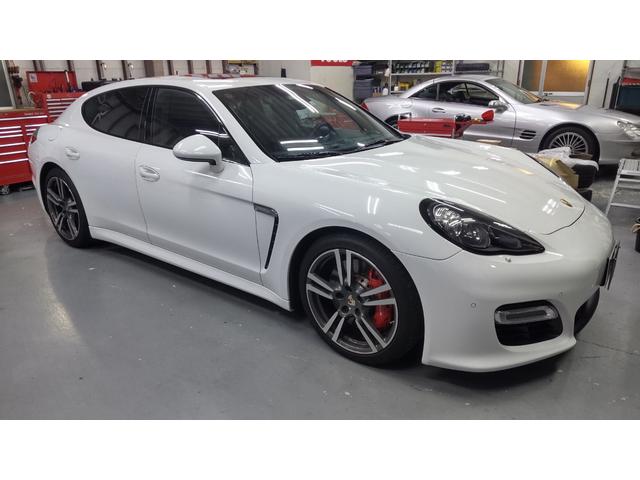 porsche panamera gts 2012u wtyf