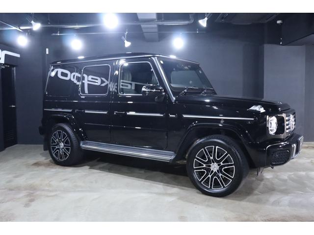 Ｇクラス Ｇ４５０ｄ　ローンチエディション限定車　マヌファクトューアプログラムプラス　ボディー同色スペアタイヤリング　ドライビングアシスタンスパッケージ　チタニウムグレーナッパレザー（ダイヤモンドステッチ入り）ＭＢＵＸナビ　キーレスゴー（6枚目）
