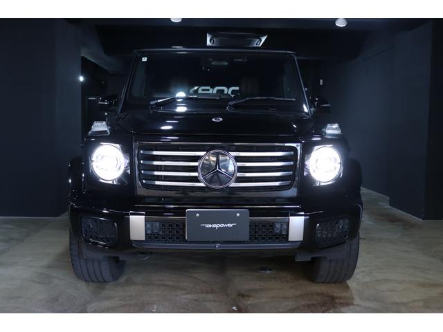 Ｇクラス Ｇ４５０ｄ　ローンチエディション限定車　マヌファクトューアプログラムプラス　ボディー同色スペアタイヤリング　ドライビングアシスタンスパッケージ　チタニウムグレーナッパレザー（ダイヤモンドステッチ入り）ＭＢＵＸナビ　キーレスゴー（12枚目）