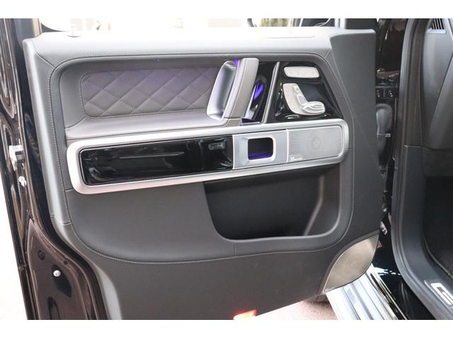Ｇクラス Ｇ４５０ｄ　ローンチエディション限定車　マヌファクトューアプログラムプラス　ボディー同色スペアタイヤリング　ドライビングアシスタンスパッケージ　チタニウムグレーナッパレザー（ダイヤモンドステッチ入り）ＭＢＵＸナビ　キーレスゴー（40枚目）