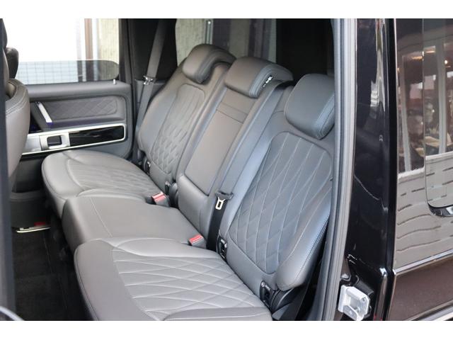 Ｇクラス Ｇ４５０ｄ　ローンチエディション限定車　マヌファクトューアプログラムプラス　ボディー同色スペアタイヤリング　ドライビングアシスタンスパッケージ　チタニウムグレーナッパレザー（ダイヤモンドステッチ入り）ＭＢＵＸナビ　キーレスゴー（45枚目）