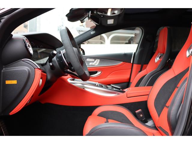 GT 4ドアクーペ 53 4マチック+ AMGダイナミックプラスパッケージ ガラススライディングルーフ Burmesterサラウンドサウンドシステム メモリー付きパワーシート アンビエントライト フットトランクオープナー シートヒーター(30枚目)