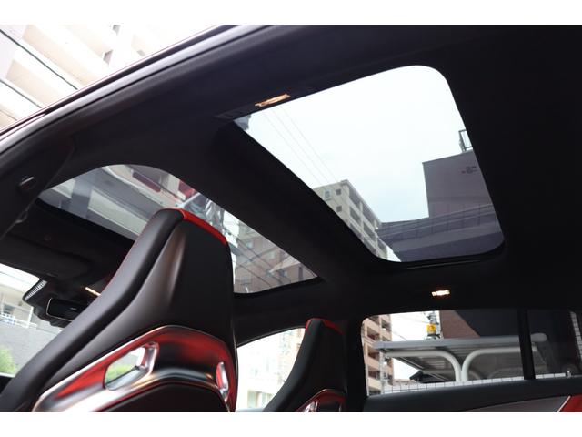 GT 4ドアクーペ 53 4マチック+ AMGダイナミックプラスパッケージ ガラススライディングルーフ Burmesterサラウンドサウンドシステム メモリー付きパワーシート アンビエントライト フットトランクオープナー シートヒーター(52枚目)