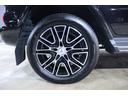 Ｇ４５０ｄ　ローンチエディション限定車　マヌファクトューアプログラムプラス　ボディー同色スペアタイヤリング　ドライビングアシスタンスパッケージ　チタニウムグレーナッパレザー（ダイヤモンドステッチ入り）ＭＢＵＸナビ　キーレスゴー（19枚目）