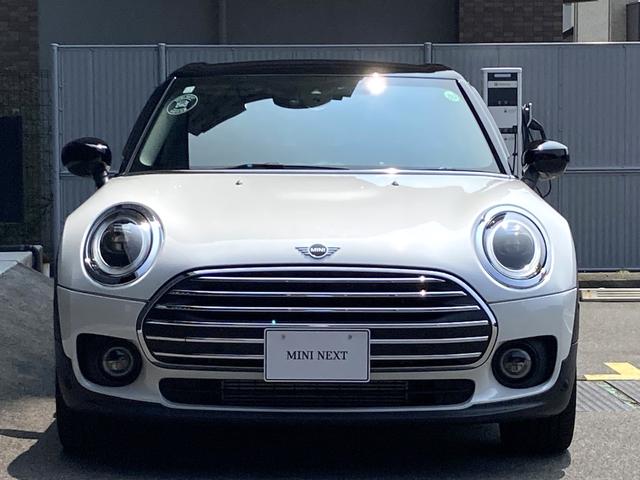 ＭＩＮＩ クーパーＤクラブマンプレミアム＋Ｐクラシック・トリム　モルトブラウンレザーシート・ＡＣＣ・１７インチ黒アルミホイール・社外前後ドラレコ・ワンオーナー・ＭＩＮＩ認定中古車（２年保証・走行距離無制限）（ナノク・ホワイト）（2枚目）