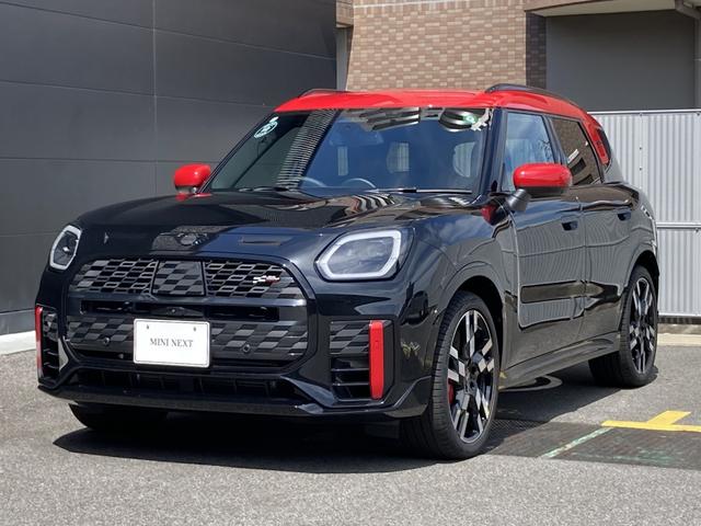 ＭＩＮＩ ジョンクーパーワークス　カントリーマンオール４ＪＣＷ　Ｌパッケージ・赤ルーフ・２０インチアルミホイール・ワンオーナー・ＭＩＮＩ認定中古車（２年保証・走行距離無制限）（ミッドナイト・ブラック）（7枚目）