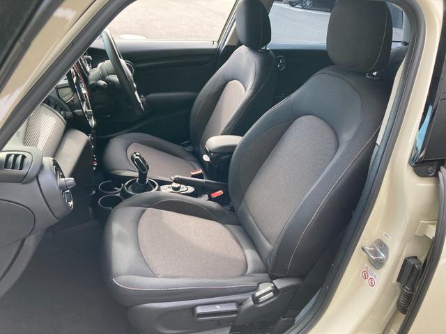 ＭＩＮＩ クーパー　ＰＥＰＰＥＲパッケージ・ＨＤＤナビ・ＥＴＣ・ＭＩＮＩ認定中古車（２年保証・走行距離無制限）（ペッパー・ホワイト）（12枚目）