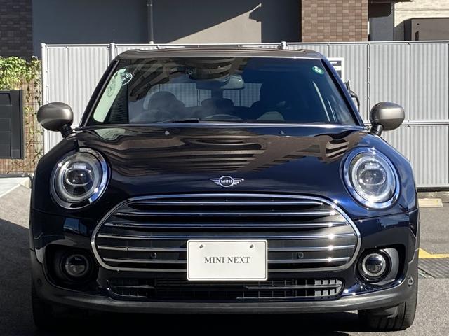 ＭＩＮＩ クーパーＤ　クラブマン　ＰＥＰＰＥＲパッケージ・デジタルパッケージ・シルバールーフ・ドラレコ・ＡＣＣ・１７インチ黒アルミ・ワンオーナー・ＭＩＮＩ認定中古車（２年保証・走行距離無制限）（エニグマティック・ブラック）（2枚目）