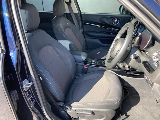 ＭＩＮＩ クーパーＤ　クラブマン　ＰＥＰＰＥＲパッケージ・デジタルパッケージ・シルバールーフ・ドラレコ・ＡＣＣ・１７インチ黒アルミ・ワンオーナー・ＭＩＮＩ認定中古車（２年保証・走行距離無制限）（エニグマティック・ブラック）（11枚目）