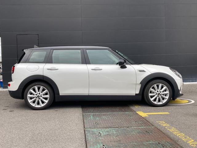 ＭＩＮＩ クーパーＤ　クラブマン　クラシック・トリム　ＨＤＤナビ・アップルカープレイ・ＡＣＣ・ドラレコ・ＭＩＮＩ認定中古車（２年保証・走行距離無制限）（ナノク・ホワイト）（4枚目）