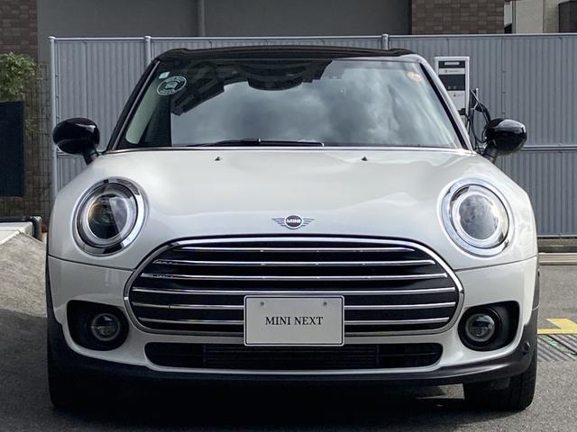 ＭＩＮＩ クーパーＤクラブマンプレミアム＋Ｐクラシック・トリム　アップルカープレイ・ＡＣＣ・ＨＤＤナビ・ドラレコ・ＭＩＮＩ認定中古車（２年保証・走行距離無制限）（ナノク・ホワイト）（2枚目）