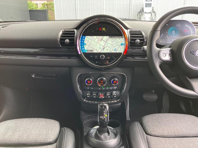 ＭＩＮＩ クーパーＤクラブマンプレミアム＋Ｐクラシック・トリム　アップルカープレイ・ＡＣＣ・ＨＤＤナビ・ドラレコ・ＭＩＮＩ認定中古車（２年保証・走行距離無制限）（ナノク・ホワイト）（10枚目）