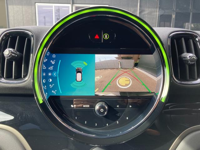ＭＩＮＩ クーパーＤ　クロスオーバー・シャドー・エディション　ＨＤＤナビ＋アップルカープレイ・１８インチ黒アルミホイール・ＡＣＣ・ワンオーナー・ＭＩＮＩ認定中古車（２年保証・走行距離無制限）（ミッドナイト・ブラック）（15枚目）