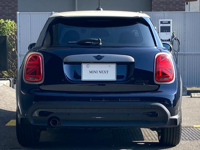 ＭＩＮＩ クーパー　レゾリュート・エディション　アップルカープレイ・ＡＣＣ・ドラレコ・ＭＩＮＩ認定中古車（２年保証・走行距離無制限）（エニグマティック・ブラック）（3枚目）