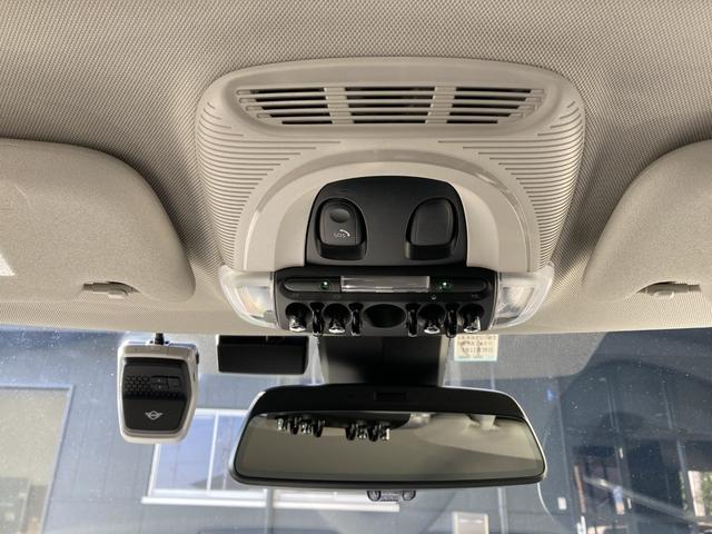 ＭＩＮＩ クーパー　クラシック・トリム　アップルカープレイ・ドラレコ・ワンオーナー・ＭＩＮＩ認定中古車（２年保証・走行距離無制限）（ブリティッシュ・レーシング・グリーン）（19枚目）