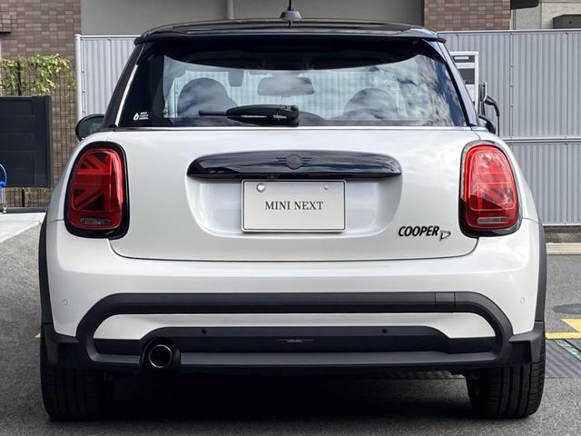 ＭＩＮＩ クーパーＤ　カムデン・エディション　ＡＣＣ・カープレイ・ドラレコ・ＭＩＮＩ認定中古車（２年保証・走行距離無制限）（ナノク・ホワイト）（3枚目）