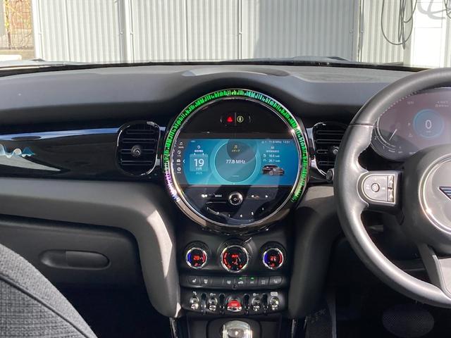 ＭＩＮＩ クーパーＤ　カムデン・エディション　ＡＣＣ・カープレイ・ドラレコ・ＭＩＮＩ認定中古車（２年保証・走行距離無制限）（ナノク・ホワイト）（10枚目）