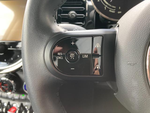 ＭＩＮＩ クーパーＤ　カムデン・エディション　ＡＣＣ・カープレイ・ドラレコ・ＭＩＮＩ認定中古車（２年保証・走行距離無制限）（ナノク・ホワイト）（17枚目）