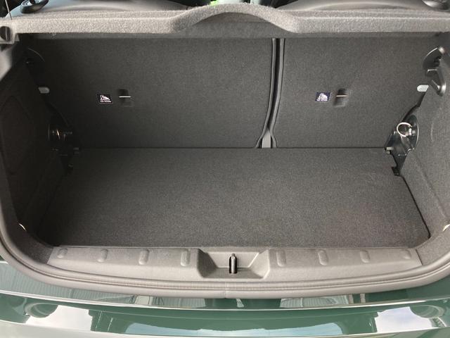 ＭＩＮＩ ＪＣＷ　プレミアムプラスパッケージ　ＪＣＷトリム　ＨＤＤナビ・アップルカープレイ・１８インチアルミホイール・ドラレコ・ＭＩＮＩ認定中古車（２年保証・走行距離無制限）（レベル・グリーン）（21枚目）