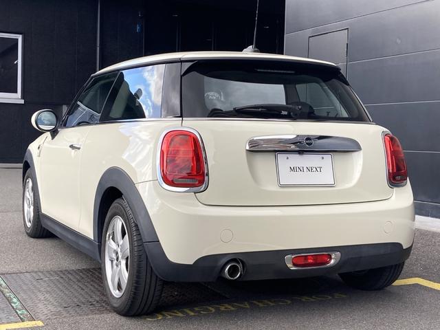 MINI ヴィクトリア ナビパッケージ・社外リアカメラ・社外シートヒーター・MINI認定中古車(1年保証・走行距離無制限)(ペッパー・ホワイト)(9枚目)
