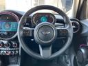 クーパーＳＤ　クラシック・トリム　アップルカープレイ・白ルーフ・リアビュー＋センサー・ＭＩＮＩ認定中古車（２年保証・走行距離無制限）（ミッドナイト・ブラック）（16枚目）