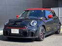 ＭＩＮＩ ＪＣＷ　プレミアムプラスパッケージ　ＪＣＷトリム　赤ルーフ・ボンネットストライプ・１８インチアルミホイール・ドラレコ・ワンオーナー・ＭＩＮＩ認定中古車（２年保証・走行距離無制限）（ミッドナイト・ブラック）（7枚目）
